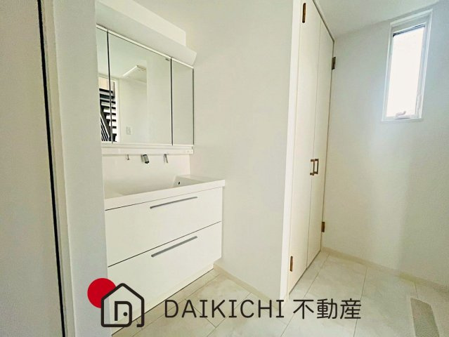 【独立洗面台】 | 鴻巣市榎戸1丁目　中古戸建