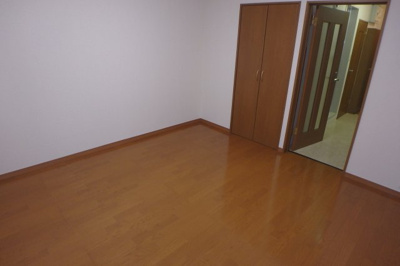 【寝室】 | アーク・スクエア | 他のお部屋の参考写真となります。