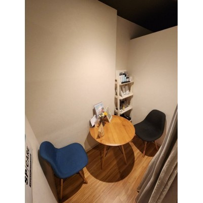 西新エステ居抜の内装