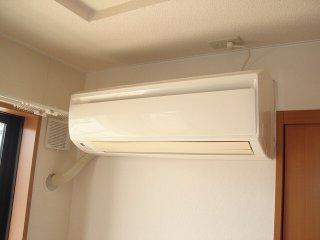 ロイヤルステージ光の設備|エアコン