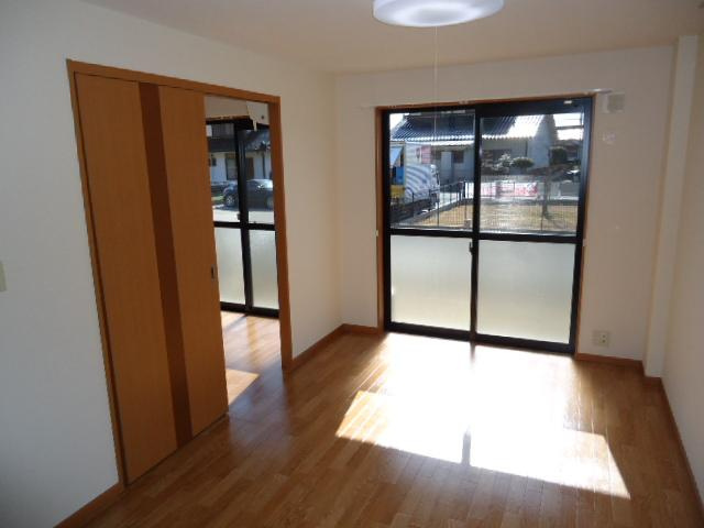 ロイヤルステージ光の居間・リビング|リビング