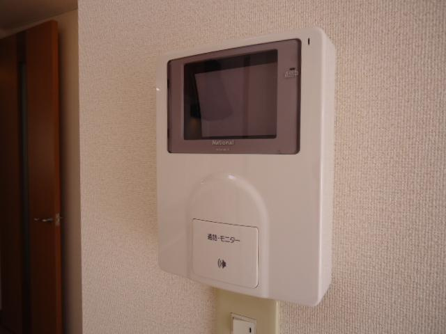 ロイヤルステージ光の内装|カメラ付インターホン