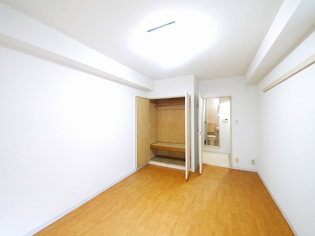 City　Palace21　生駒東新町の洋室