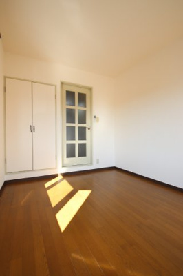 【洋室】 | 弘成エステートビル