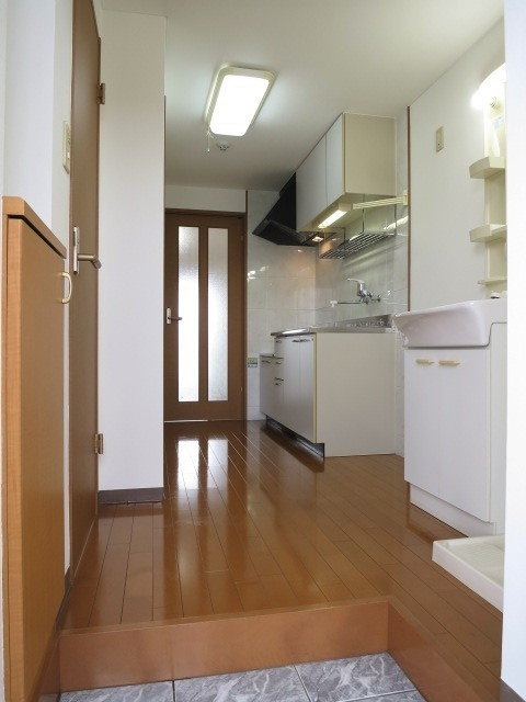 フォーエバー２０の玄関