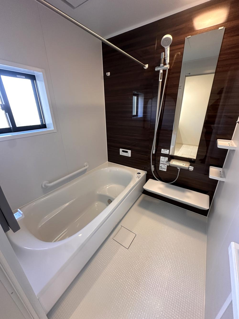 宇都宮市宮の内1丁目　新築戸建2-4の浴室