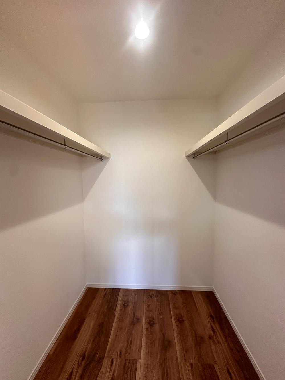 宇都宮市宮の内1丁目　新築戸建2-4の収納