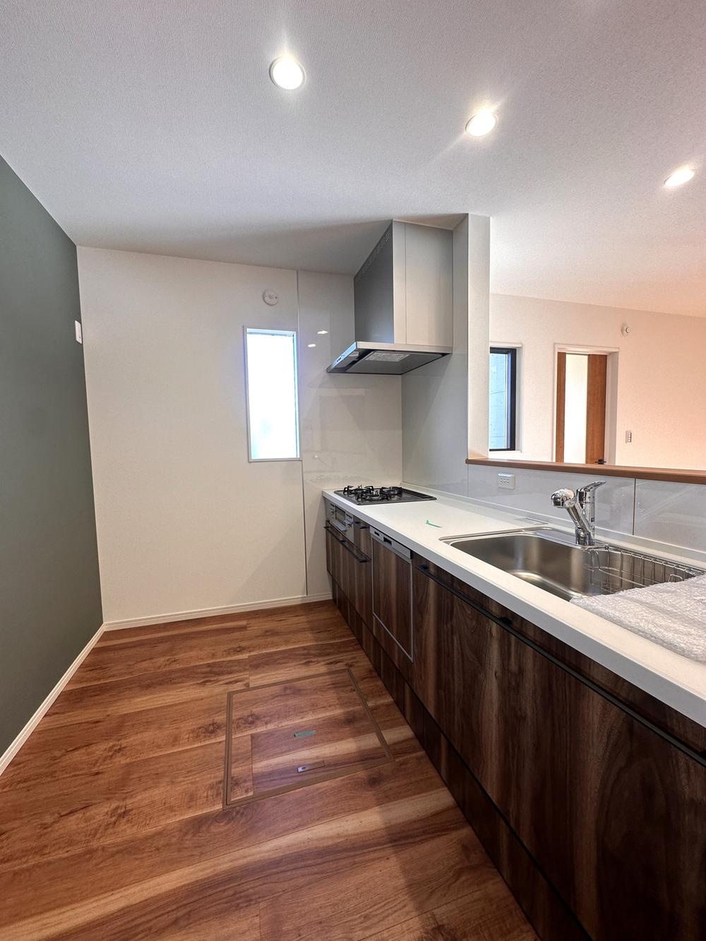 宇都宮市宮の内1丁目　新築戸建2-4のキッチン