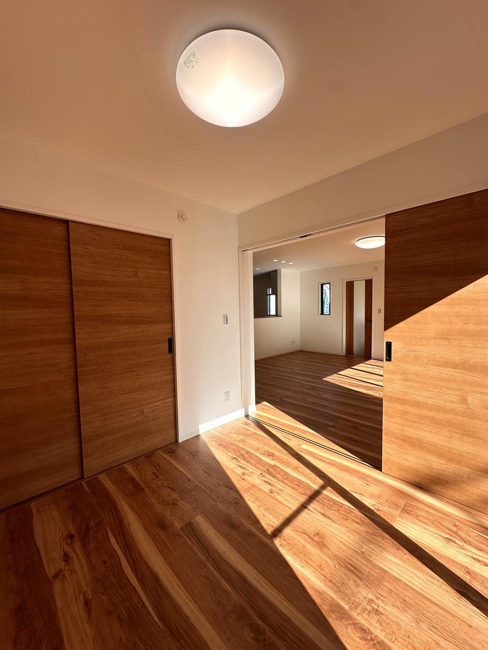 宇都宮市宮の内1丁目　新築戸建2-4の洋室