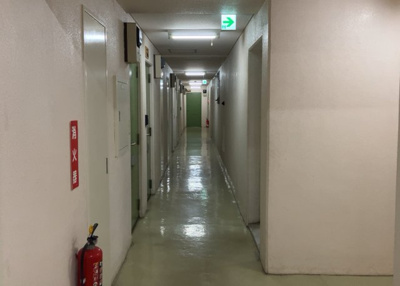 【防犯設備】 | シャトレー町田ガーデン | 当然のことではありますが、オートロックやセンサーライト、ホームセキュリティーなどの防犯設備があれば、小さいお子様がいるご家庭も安心ですよね！まず物件購入の際は、防犯設備もチェックするようにしましょう。