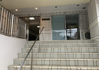 【駐輪場】 | シャトレー町田ガーデン | マンションの駐輪場は、事前に空きがあるか確認を取ると安心です。せっかく入居したのに駐輪スペースがない！なんてことになったら大変ですよね。そこで、内見時や購入前にはまず事前に確認しておくと良いでしょう。