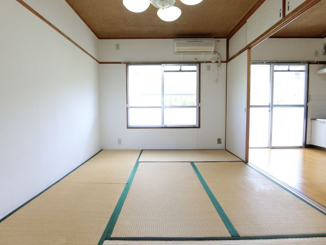 金剛第三住宅222棟の和室