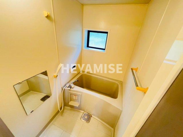 グリーンコート長与Ⅱの浴室