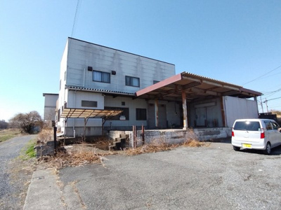 【外観】 | 伊奈町小室　売地（現況倉庫有り）