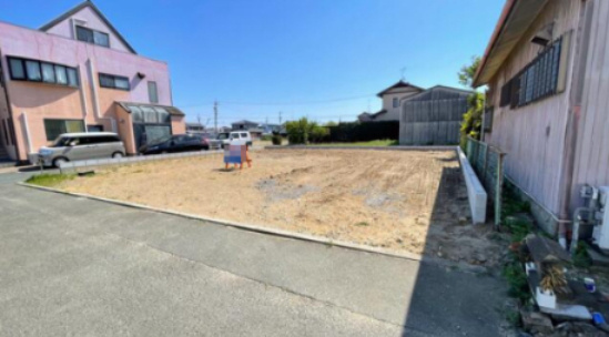 売土地　中央区小沢渡町の前面道路含む現地写真