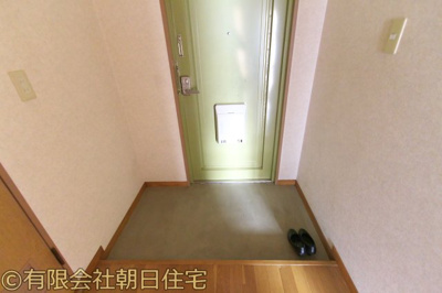 【玄関】 | シルティーハイツおかの