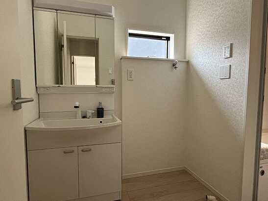 【独立洗面台】