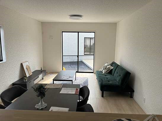 【居間・リビング】