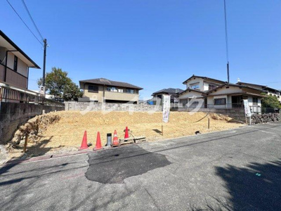 【前面道路含む現地写真】 | プレイワークレジデンス【鶴山台4丁目/全4区画】C号地・土地分譲・和泉市鶴山台4丁目 | 前面道路含む現地写真です