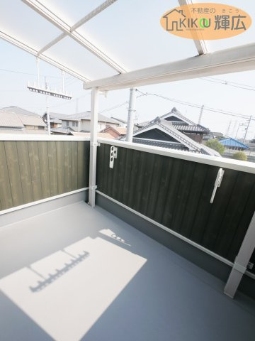 高砂市荒井町小松原3丁目　中古戸建のバルコニー