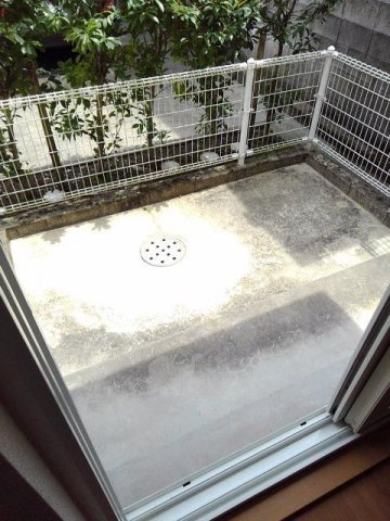 【バルコニー】