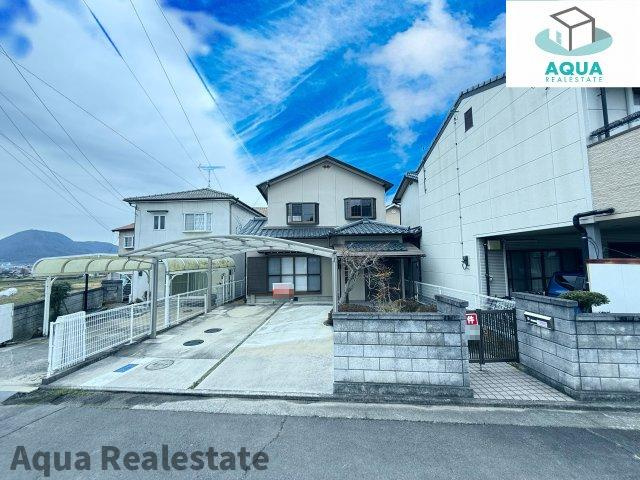 高松市国分寺町福家　リノベ住宅の前面道路含む現地写真|前面道路含む現地写真です