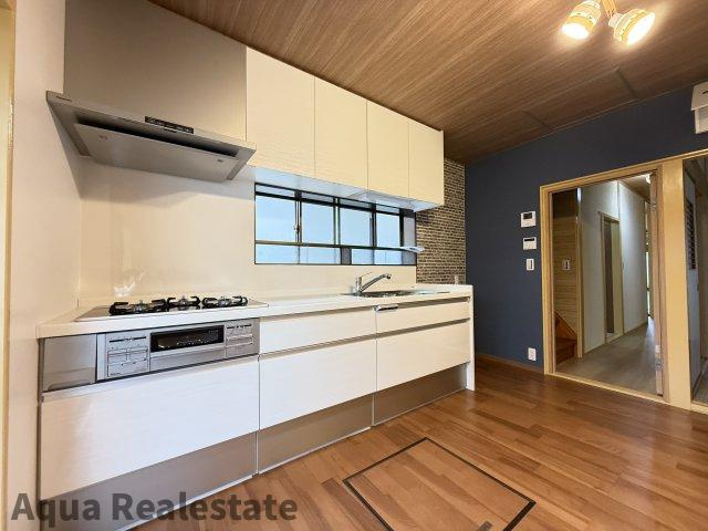 高松市国分寺町福家　リノベ住宅のキッチン|キッチンです