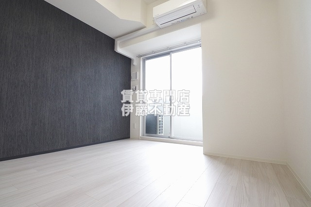 ディアレイシャス浅間町ステーションフロントの洋室