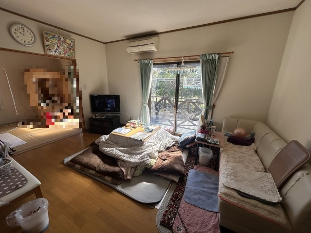 山田町西山 中古一戸建ての居間・リビング