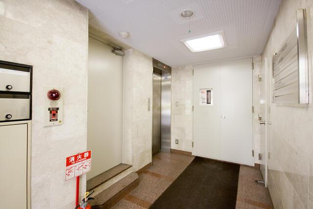 渋谷区広尾１丁目の事務所のロビー| 