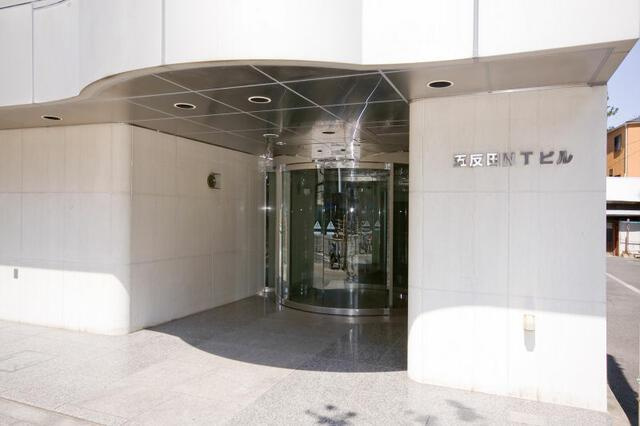 五反田ＮＴビルのエントランス| 