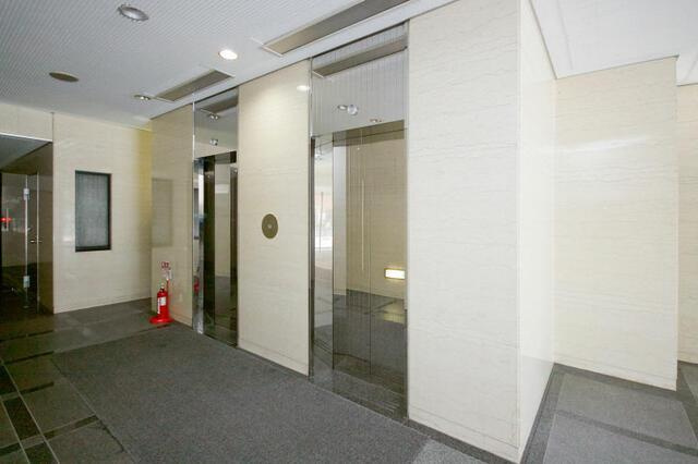 ＳＭＫ　ＢＬＤＧ．のロビー| 