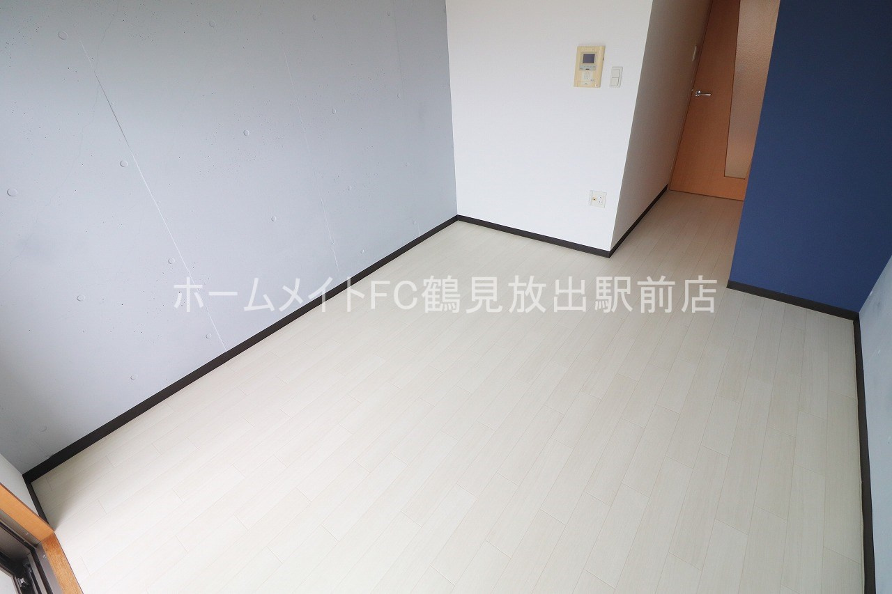東大阪市稲田本町３丁目の賃貸マンションの内装
