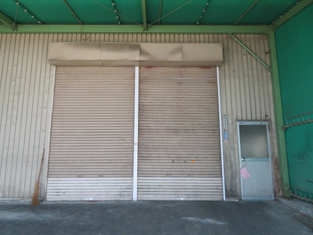 戸田市笹目８丁目の倉庫の外観