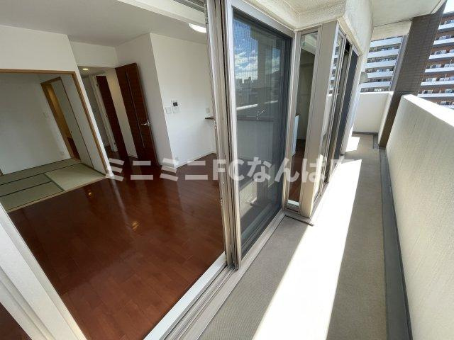 ＣＩＴＹ ＳＰＩＲＥ日本橋のバルコニー