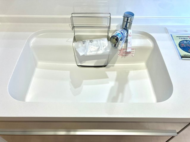 高松市木太町⑬　駐車3台可能　オール電化住宅のキッチン