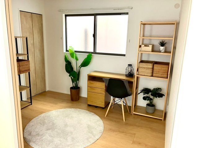 高松市木太町⑬　駐車3台可能　オール電化住宅の洋室