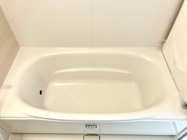 高松市木太町⑬　駐車3台可能　オール電化住宅の浴室