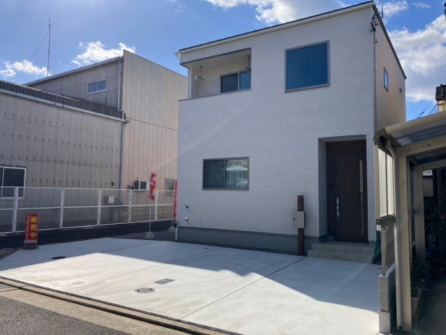 高松市木太町⑬　駐車3台可能　オール電化住宅