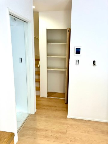 高松市木太町⑬　駐車3台可能　オール電化住宅の収納