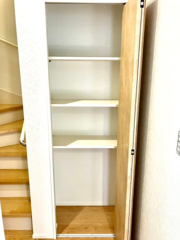 高松市木太町⑬　駐車3台可能　オール電化住宅の収納