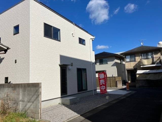 高松市木太町⑬　駐車3台可能　オール電化住宅の外観