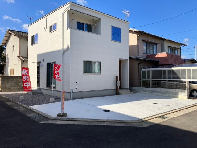 高松市木太町⑬　駐車3台可能　オール電化住宅の外観