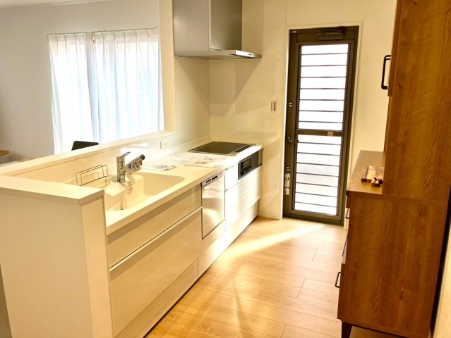 高松市木太町⑬　駐車3台可能　オール電化住宅のキッチン