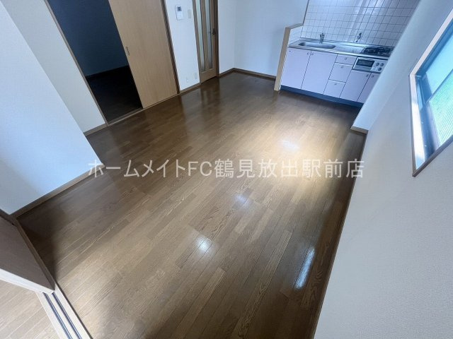 大阪市鶴見区諸口１丁目の賃貸マンションの居間・リビング