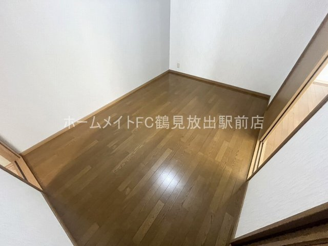 大阪市鶴見区諸口１丁目の賃貸マンションの洋室