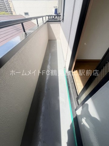 大阪市鶴見区諸口１丁目の賃貸マンションのバルコニー