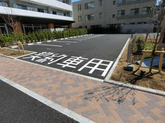 【駐車場】