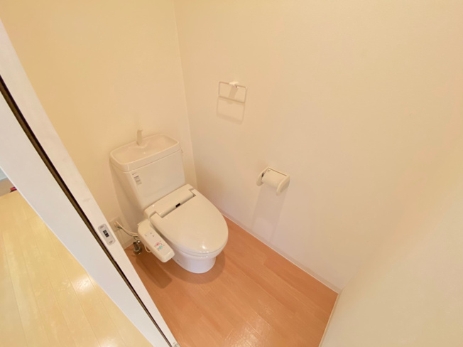 【トイレ】 | ファーネスト春口