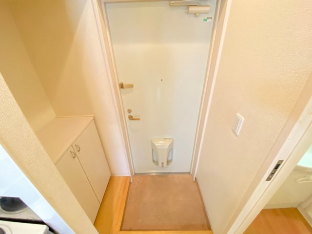 【玄関】 | ファーネスト春口